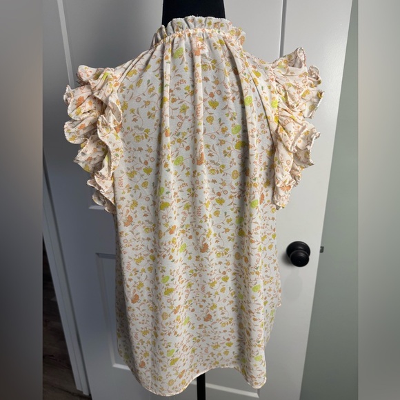 Current air Anthropologie Floral Ruffle sleeve split neckline Blouse - Picture 4 of 9